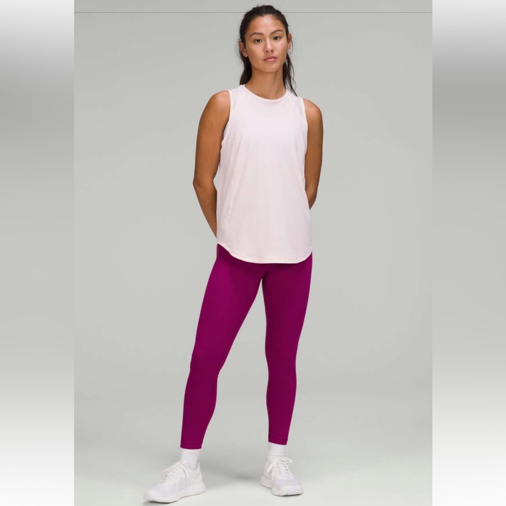 Lululemon Wunder Train High-Rise
Tight 25" Size 8